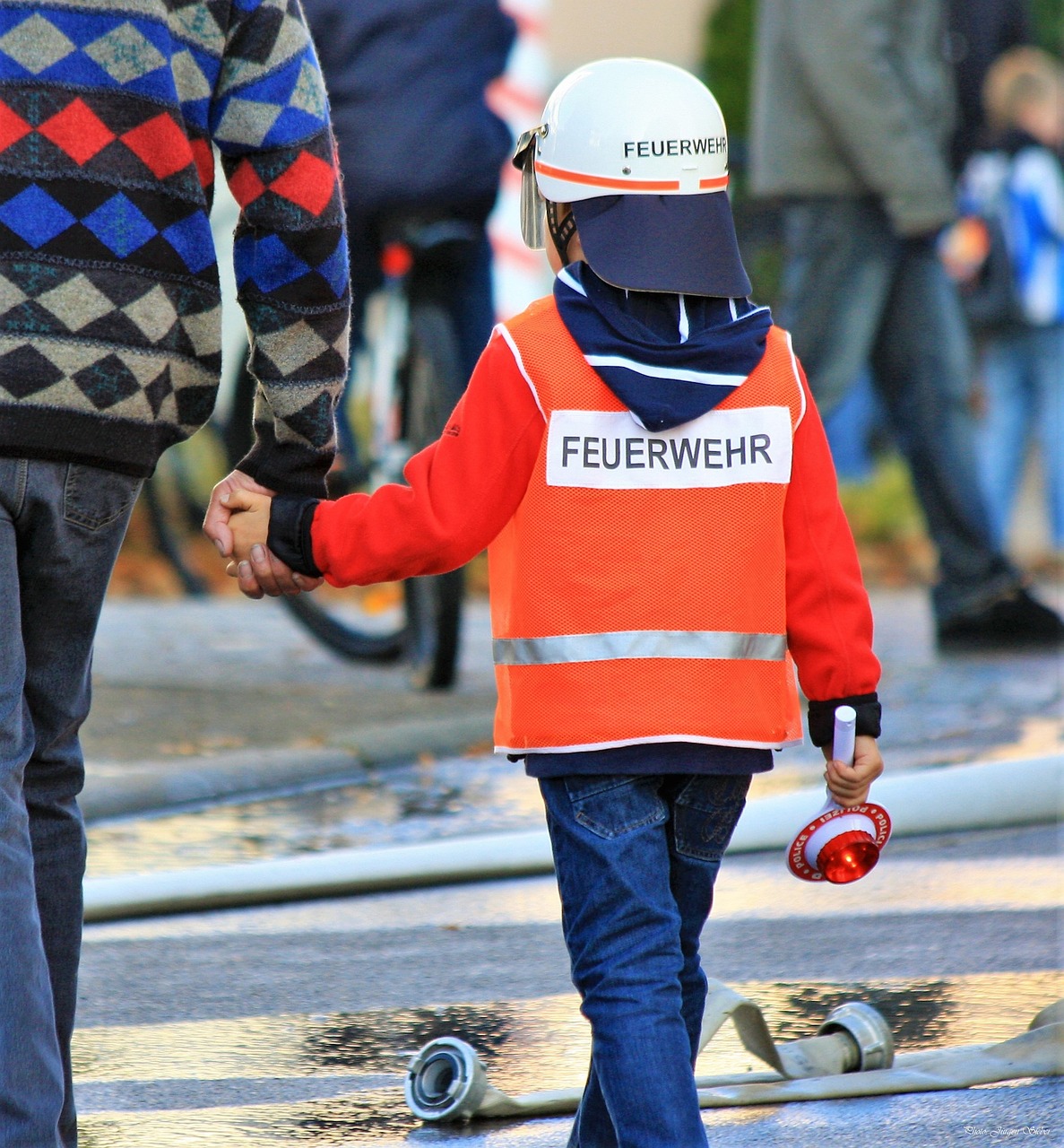이재명 테마주 테마주 Top 3 종목 대장주 CS홀딩스, 수산아이앤티, 에이텍모빌리티 전망 토론 투자 정보 확인